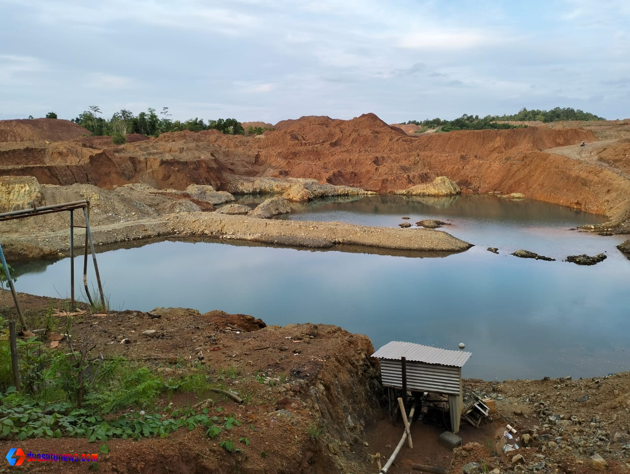 Dana Jamrek Sultra dan lubang tambang terbuka tanpa reklamasi