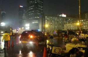 Hujan ringan tahun baru Jakarta di malam pergantian 2026