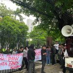 demo mahasiswa Konawe di depan DPP Gerindra Jakarta
