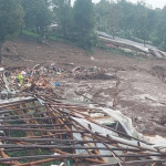 Alih fungsi lahan Cisarua di lereng Pasirlangu