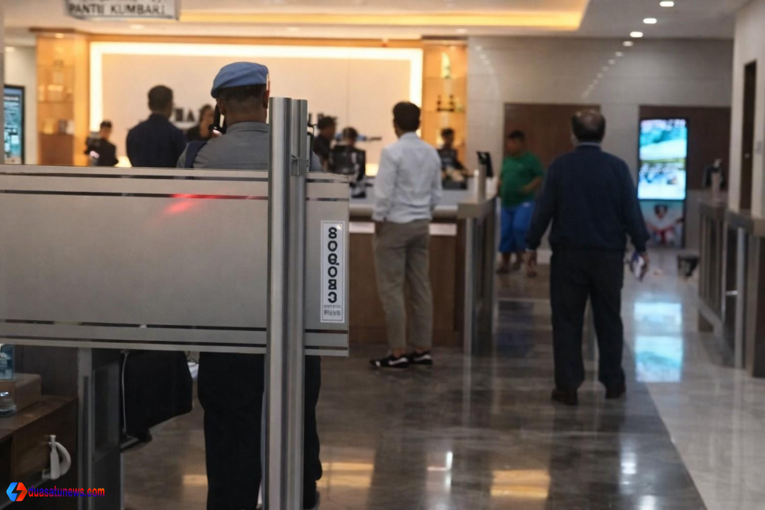 Situasi Mabes Polri terkait penahanan Bhayangkari Vanessa