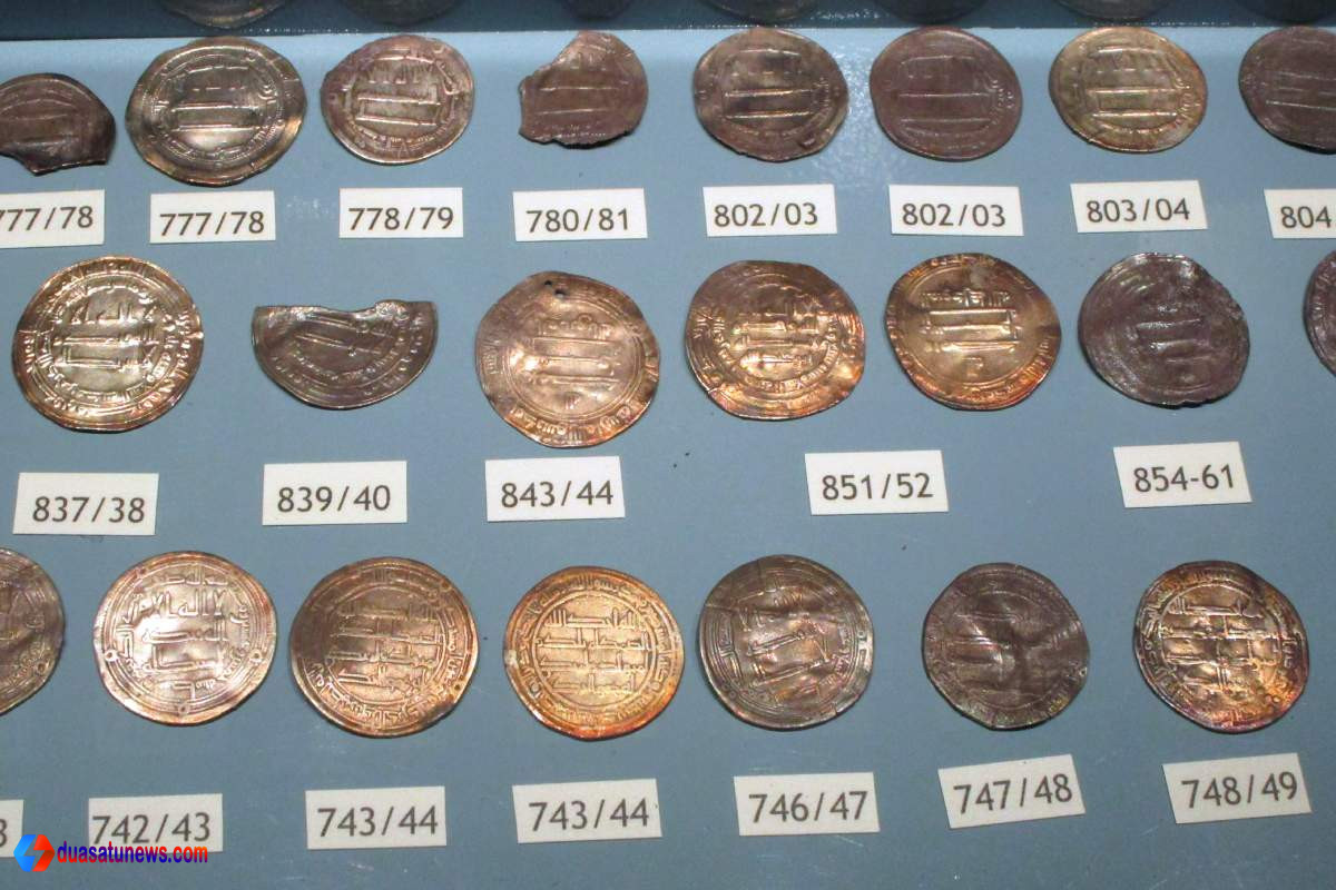 sejarah mata uang Islam dinar emas Bizantium pada masa awal Islam