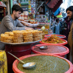 pedagang kaki lima menunggu pelanggan menjelang Ramadhan di Kabul Afghanistan