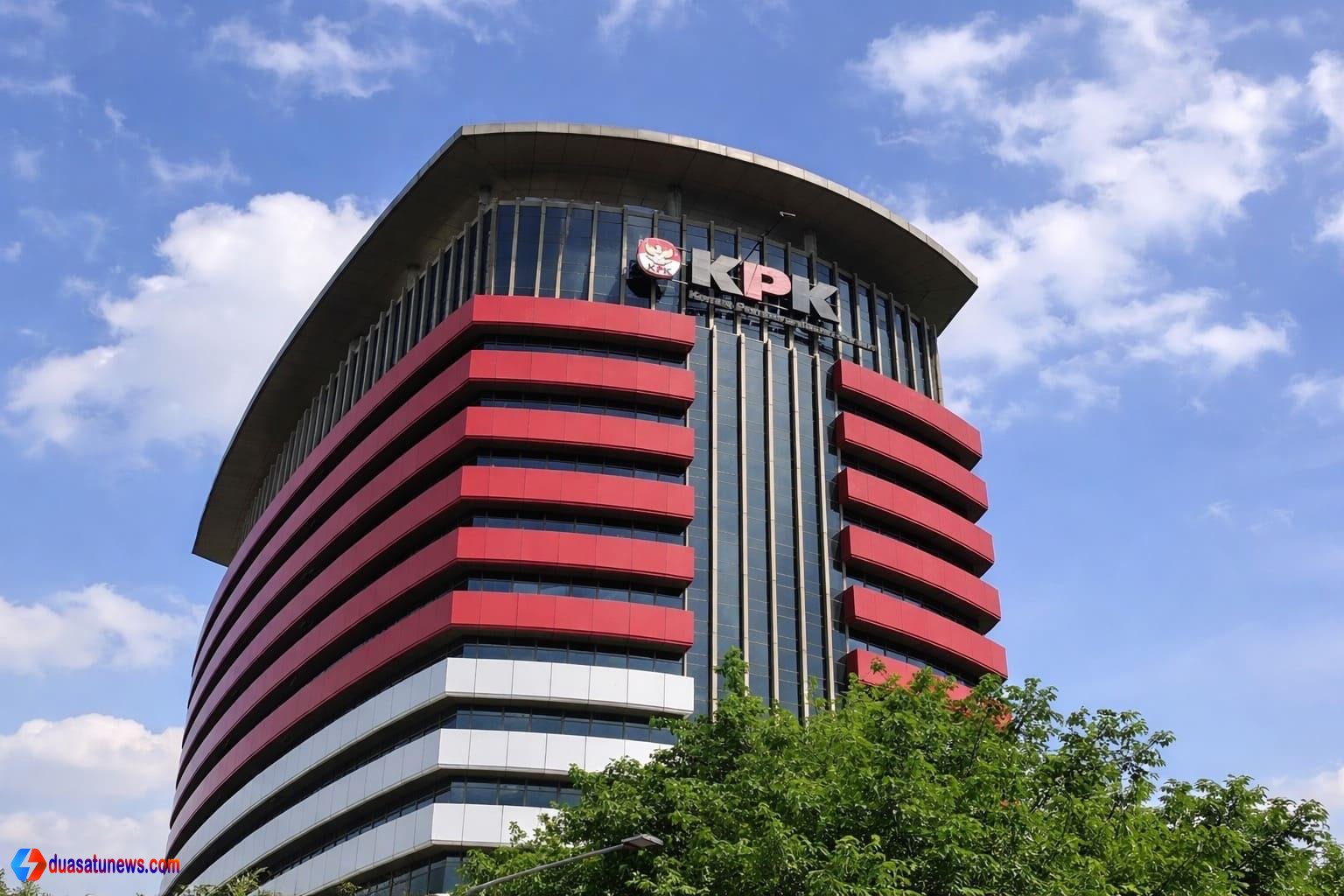 Dugaan korupsi pengadaan EDC BRI diperiksa KPK di Gedung Merah Putih