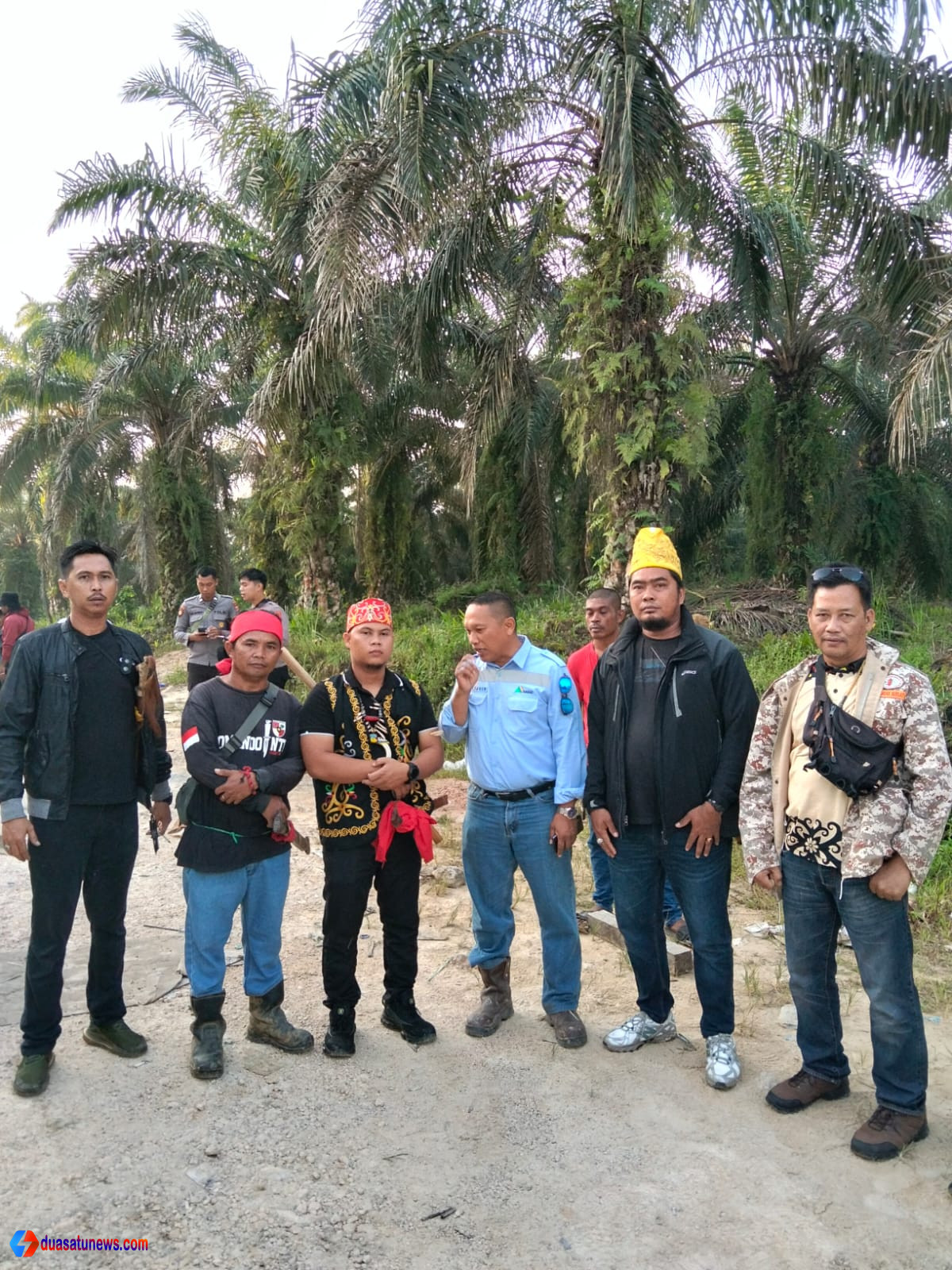 prioritas tenaga kerja lokal PT Ganda Alam Makmur dituntut warga Desa Bumi Etam Kutai Timur