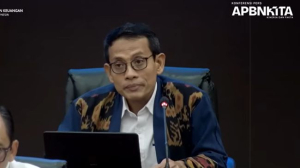 Pelanggaran pengabdian LPDP dibahas Direktur LPDP Sudarto dalam konferensi pers APBN Kita di Kementerian Keuangan
