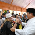 warga masuk Istana Negara dalam acara Gelar Griya Istana Negara