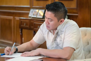 Rapat kebijakan energi dan stimulus ekonomi pemerintah Indonesia