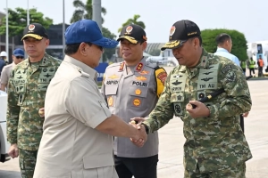 Prabowo Takbiran Sumut di Medan bersama warga
