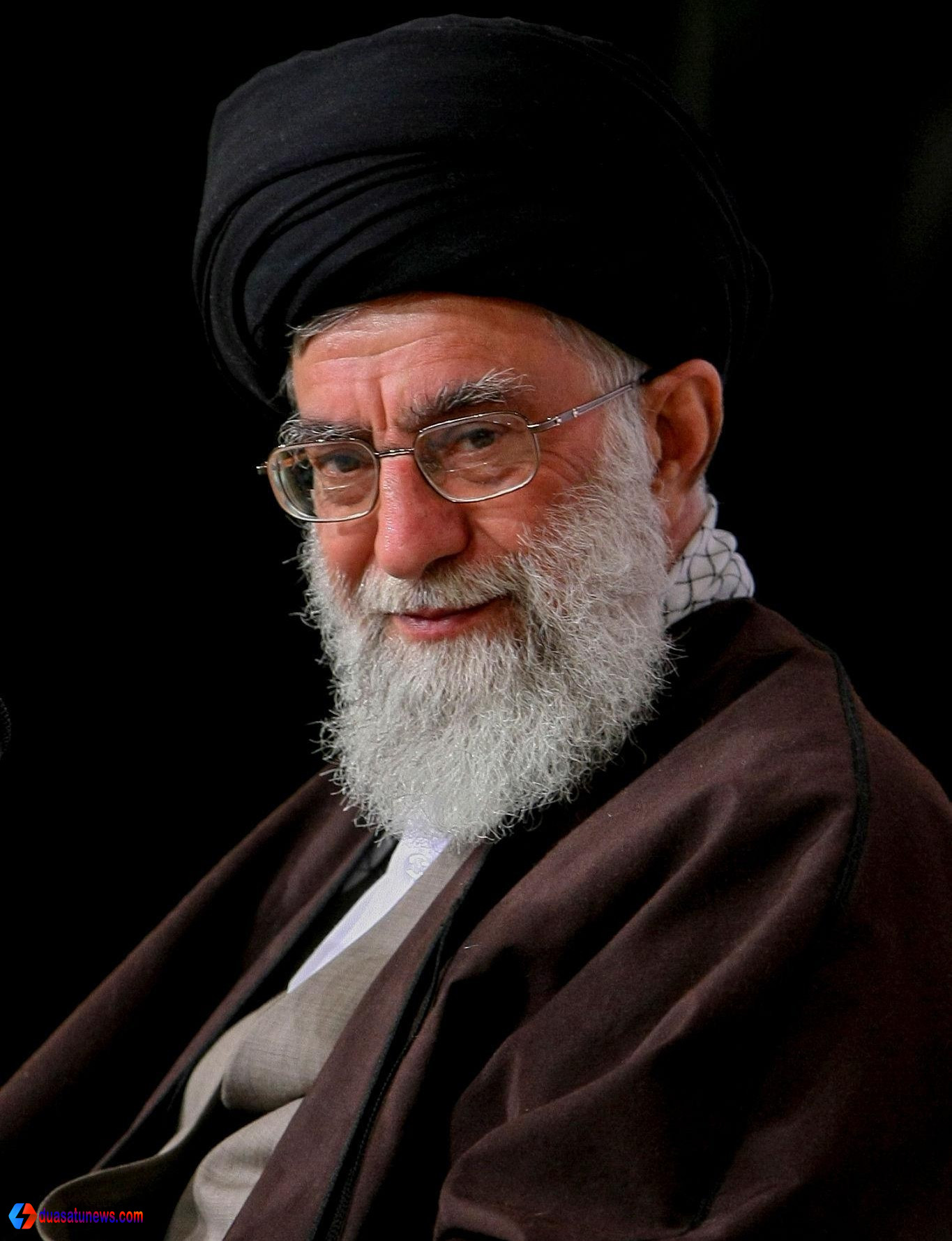 Ayatollah Khamenei Pemimpin Tertinggi Iran
