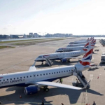 Kenaikan harga tiket pesawat akibat krisis bahan bakar