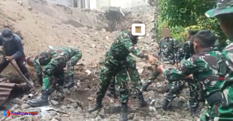 TNI membantu korban bencana gempa Sulut di Manado