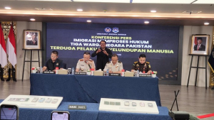 Konferensi pers Ditjen Imigrasi terkait penanganan pelanggaran keimigrasian dan jemaah haji non-prosedural