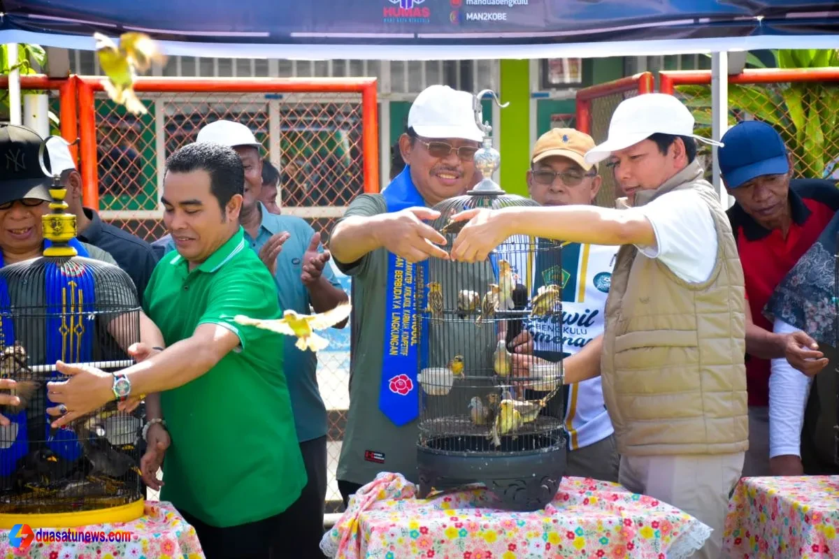 Ekoteologi madrasah melalui pelepasan burung di MAN 2 Kota Bengkulu