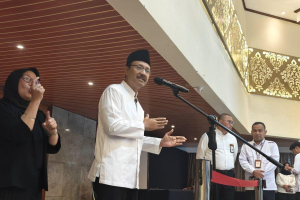 “Mensos Saifullah Yusuf menyampaikan pernyataan terkait transparansi pengadaan Sekolah Rakyat di Jakarta”