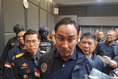 BNN mengamankan 10 WNI positif narkoba setibanya dari Bangkok di Bandara Soekarno-Hatta untuk menjalani pemeriksaan dan rehabilitasi.