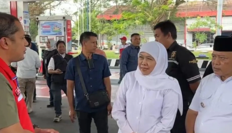 BBM subsidi Jatim aman di SPBU Karanglo Malang saat Khofifah meninjau distribusi Pertamina
