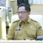 Mendagri Tito Karnavian mengimbau pemda menghentikan rekrut tenaga honorer baru untuk menjaga kesehatan fiskal daerah