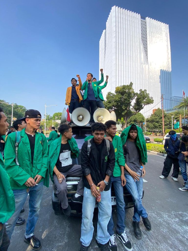 BEM UIC Turun Aksi Bersama Aliansi BEM Persatuan Indonesia, Serukan Dialog Kebangsaan dan Penegakan Demokrasi