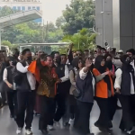 Kasus fitnah ijazah Jokowi saat Roy Suryo tiba di Kejari Jakarta Selatan