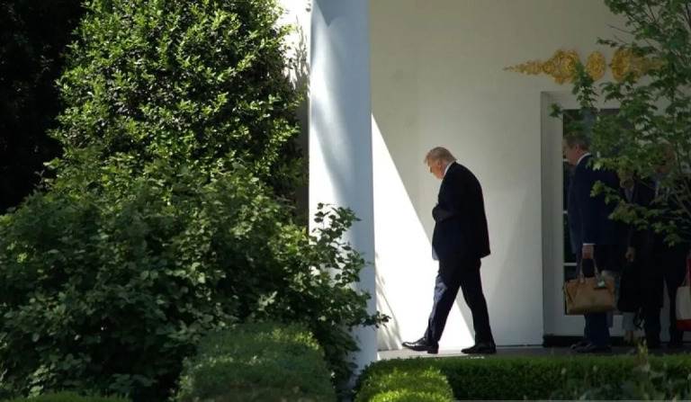 DPR AS Iran, resolusi Kongres AS, Donald Trump