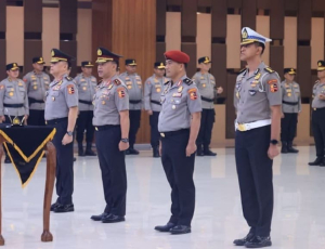 41.578 personel Polri naik pangkat dalam upacara kenaikan pangkat yang dipimpin Kapolri Jenderal Listyo Sigit Prabowo
