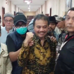 Roy Suryo dan Dokter Tifa keluar dari RS Polri