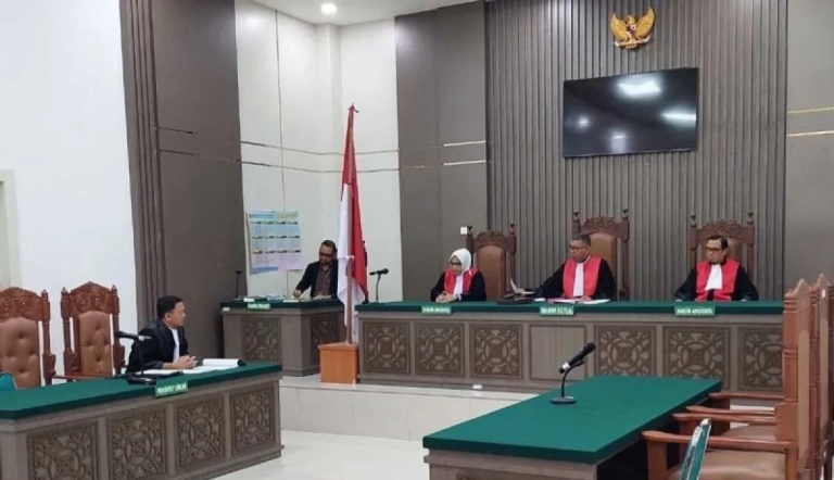 Kades Buron Divonis Penjara lima tahun setelah terbukti korupsi dana desa di Pidie. Hakim juga menjatuhkan denda dan uang pengganti.