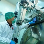 Magang Riset BRIN 2026, mahasiswa mengikuti penelitian di laboratorium BRIN