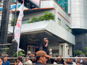 Aksi unjuk rasa terkait Korupsi LPDB-KUMKM di kawasan Kuningan Jakarta Selatan.