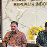 Airlangga Hartarto menyampaikan capaian Ekonomi Indonesia 2026 tumbuh 5,29 persen pada triwulan II di Kementerian Koordinator Bidang Perekonomian.